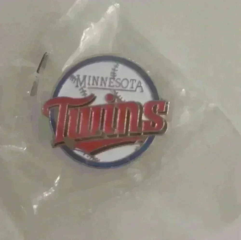 Minnesota Twins Lapel Pin Major League Baseball MLB